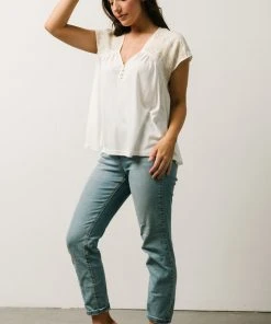 IL Boho Lindley Embroidery Top | Ivory