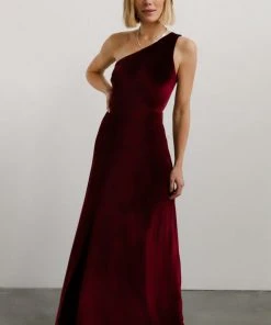 BB Custom Tatiana Velvet One Shoulder Maxi Dress | Merlot Dresses
