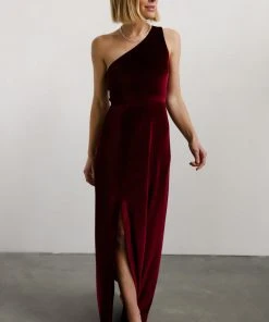 BB Custom Tatiana Velvet One Shoulder Maxi Dress | Merlot Dresses