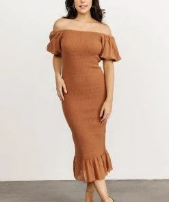 RR Alana Smocked Midi Dress | Mocha