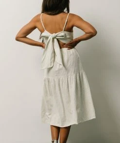 BS Dresses Alaska Open Tie Back Midi Dress | Light Green