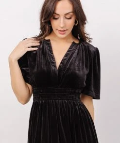 RR Artemis Velvet Maxi Dress | Black Dresses