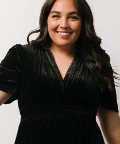 RR Artemis Velvet Maxi Dress | Black Dresses