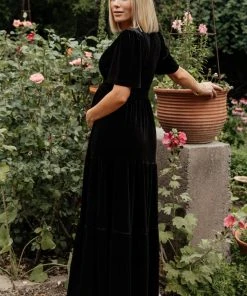 RR Artemis Velvet Maxi Dress | Black Dresses
