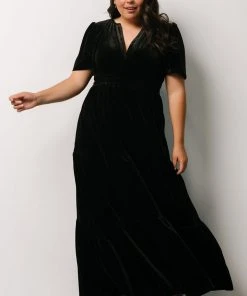RR Artemis Velvet Maxi Dress | Black Dresses