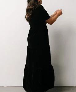 RR Artemis Velvet Maxi Dress | Black Dresses