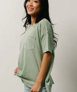 IL Aster Pocket Tee | Light Sage Tops