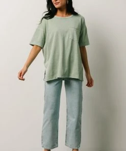 IL Aster Pocket Tee | Light Sage Tops
