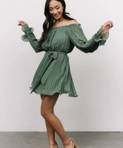 FT Aubrey Off Shoulder Pleated Mini Dress | Green