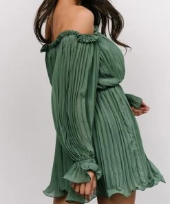 FT Aubrey Off Shoulder Pleated Mini Dress | Green