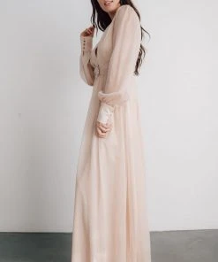 Soi Dresses Azariah Shimmer Maxi Dress | Champagne