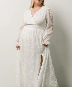 BB Custom Bridget Textured Maxi Dress | White Dresses