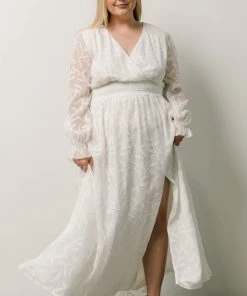 BB Custom Bridget Textured Maxi Dress | White Dresses