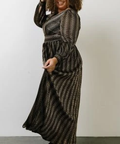 Soi Dresses Bronson Shimmer Gown | Black + Gold