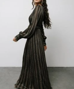 Soi Dresses Bronson Shimmer Gown | Black + Gold