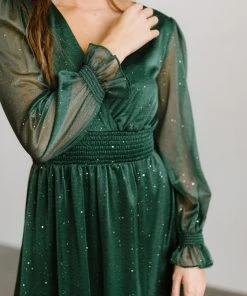 BB Custom Dresses Carmen Shimmer Maxi Dress | Green