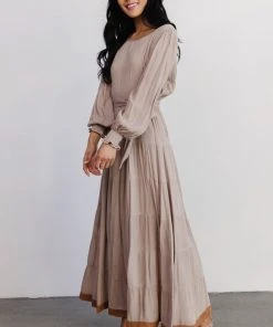 IL Dresses Colbie Tiered Maxi Dress | Taupe