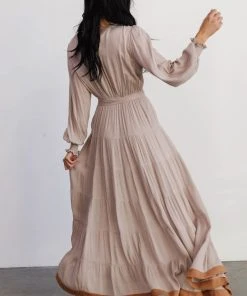 IL Dresses Colbie Tiered Maxi Dress | Taupe