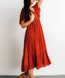 IL Dresses Felicity Smocked Dress | Rust