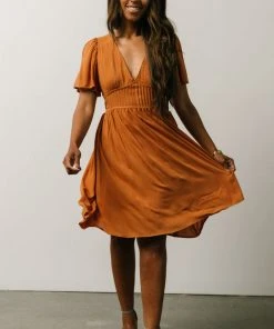 IL Fiona Pintuck Pleat Mini Dress | Camel