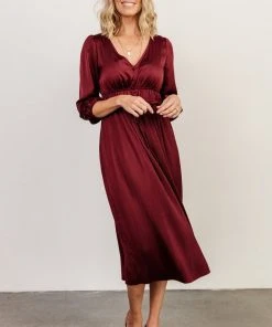 POL Dresses Gabriella Satin Midi Dress | Merlot