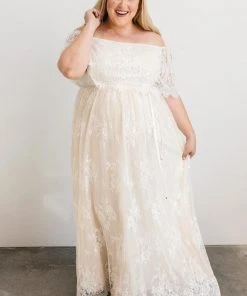 BB Custom Guinevere Lace Maxi Dress | Off White Dresses