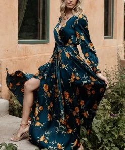 BB Custom Dresses Jenna Maxi Dress | Dark Blue Floral