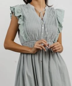 IL Dresses Kaitlyn Pintuck Dress | Light Sage