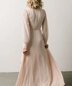 Soi Dresses Kelsey Wrap Dress | Light Peach