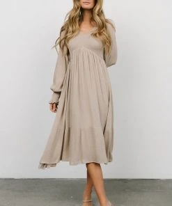 IL Dresses Lainey Smocked Dotted Midi Dress | Beige