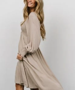 IL Dresses Lainey Smocked Dotted Midi Dress | Beige