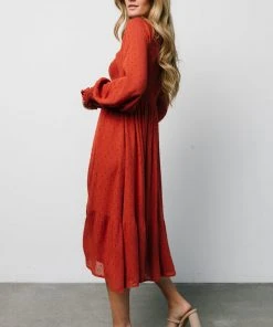 IL Lainey Smocked Dotted Midi Dress | Rust