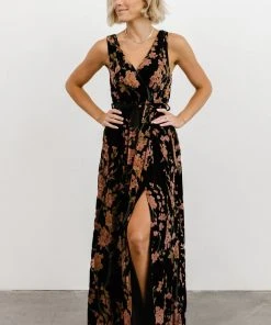 BB Custom Dresses Lennon Velvet Maxi Dress | Black Floral
