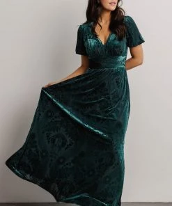 BB Custom Dresses Leslie Embossed Velvet Maxi | Emerald