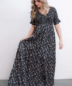 POL Lotta Smocked Maxi Dress | Black Floral Dresses