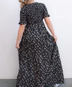 POL Lotta Smocked Maxi Dress | Black Floral Dresses
