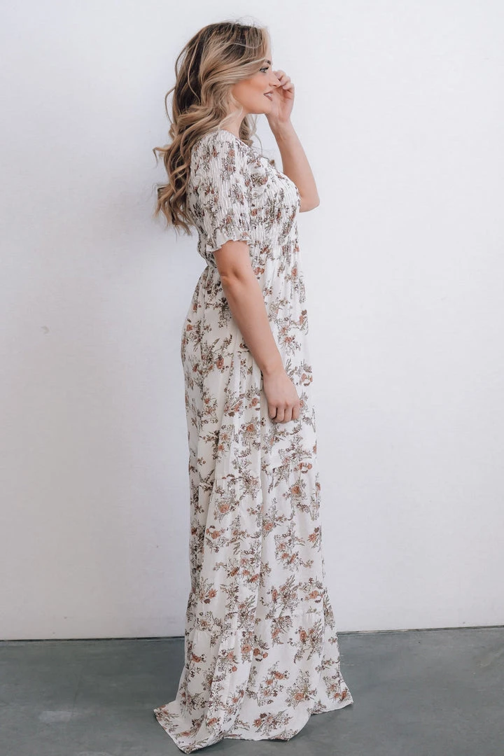 POL Lotta Smocked Maxi Dress | White Floral Dresses 8 POL Lotta Smocked Maxi Dress | White Floral Dresses