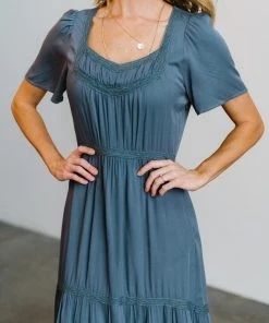 POL Lumi Tiered Maxi Dress | Slate