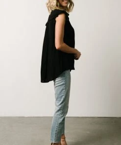 KA Mason Top | Black Tops