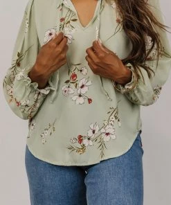 LUM Tops Midway Long Sleeve Top | Sage Floral