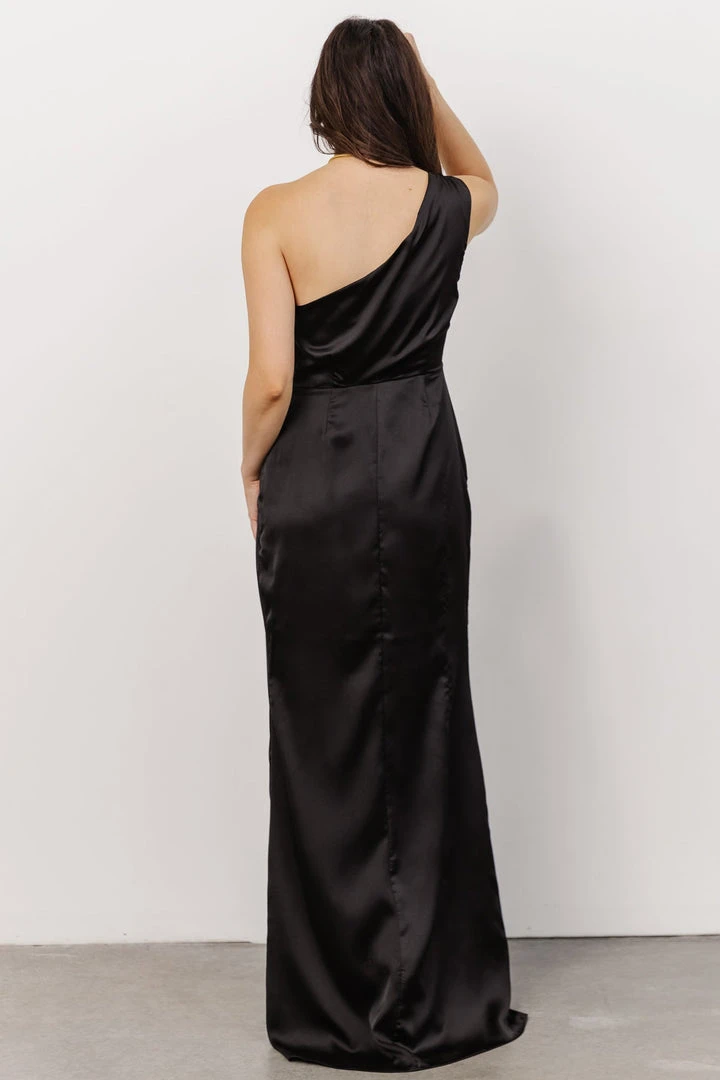 SL Morgan One Shoulder Gown | Black 5 SL Morgan One Shoulder Gown | Black