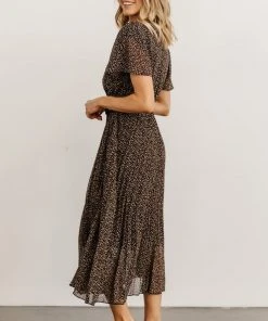 POL Prim Pleated Dress | Black Print Dresses