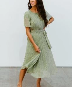 POL Dresses Prim Pleated Dress | Olive Print