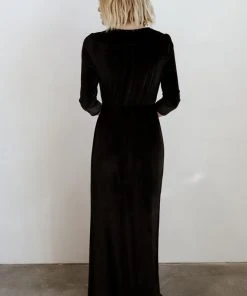 BB Custom Sofia Velvet Maxi Dress | Black Dresses