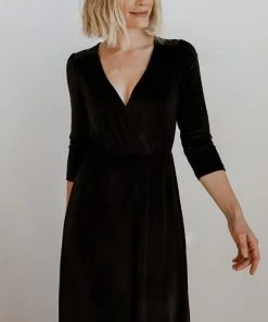 BB Custom Sofia Velvet Maxi Dress | Black Dresses