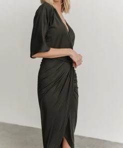 DD Solana Ruched Dress | Black Dresses