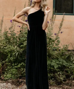 BB Custom Tatiana Velvet One Shoulder Maxi Dress | Black