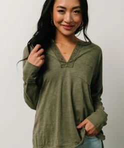IL Boho Thatcher Long Sleeve Top | Olive