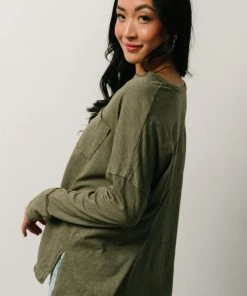IL Boho Thatcher Long Sleeve Top | Olive