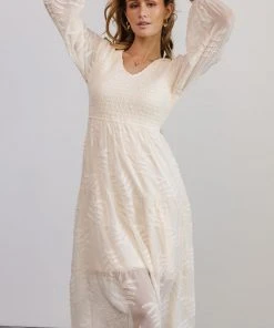 POL Tommi Smocked Midi Dress | Vintage Cream